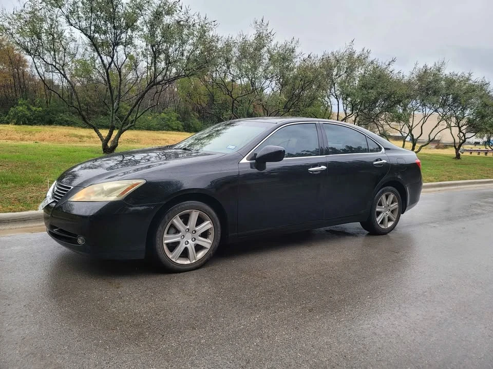 2007 Lexus ES 4th Gen - Image 2 of 8