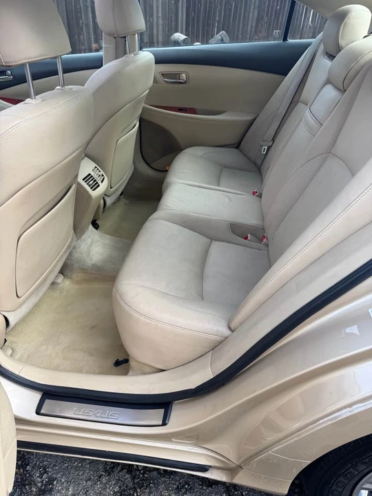 2007 Lexus ES 5th Gen - Image 10 of 19