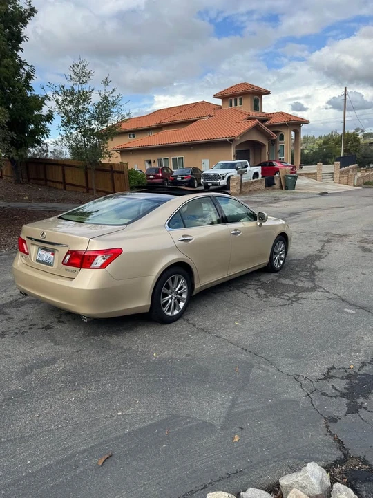 2007 Lexus ES 5th Gen - Image 3 of 19