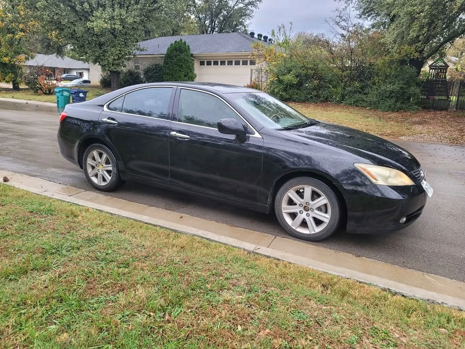 2007 Lexus ES 4th Gen - Image 4 of 8