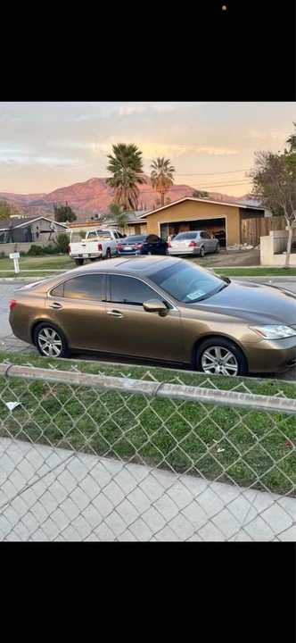 2007 Lexus ES 5th Gen - Image 4 of 14