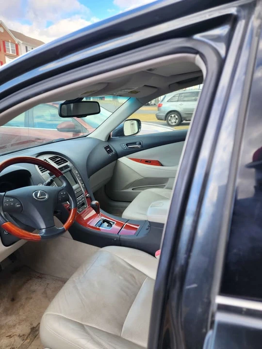 2007 Lexus ES 4th Gen - Image 11 of 18