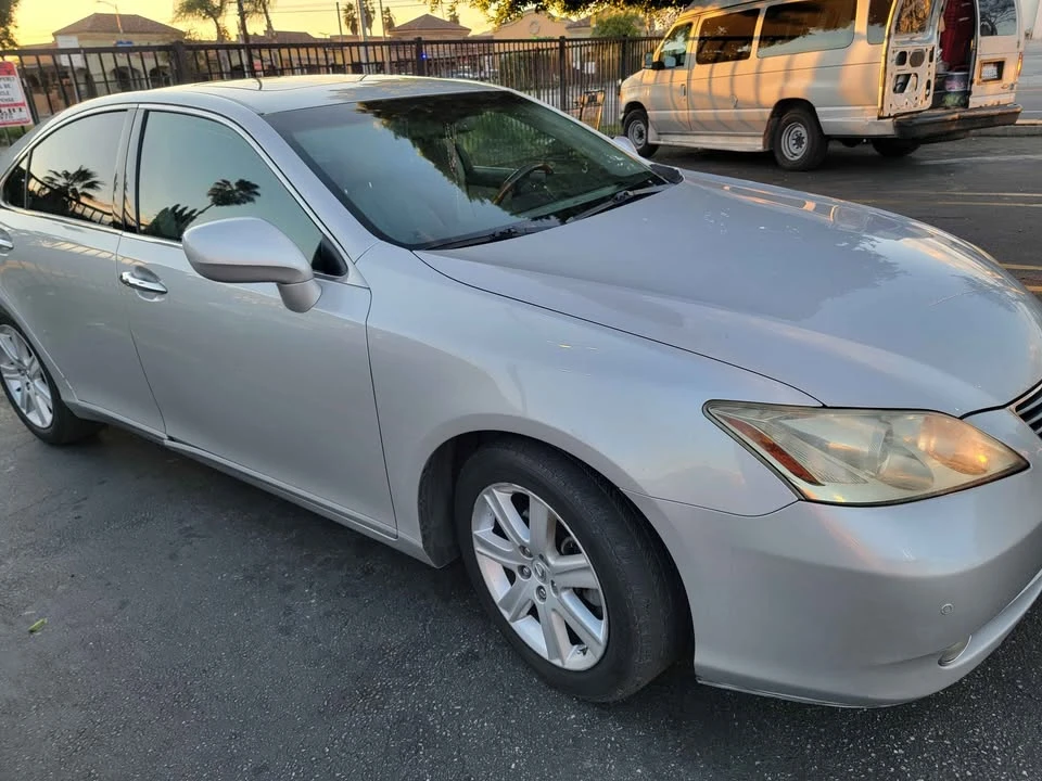 2007 Lexus ES 5th Gen - Image 3 of 14