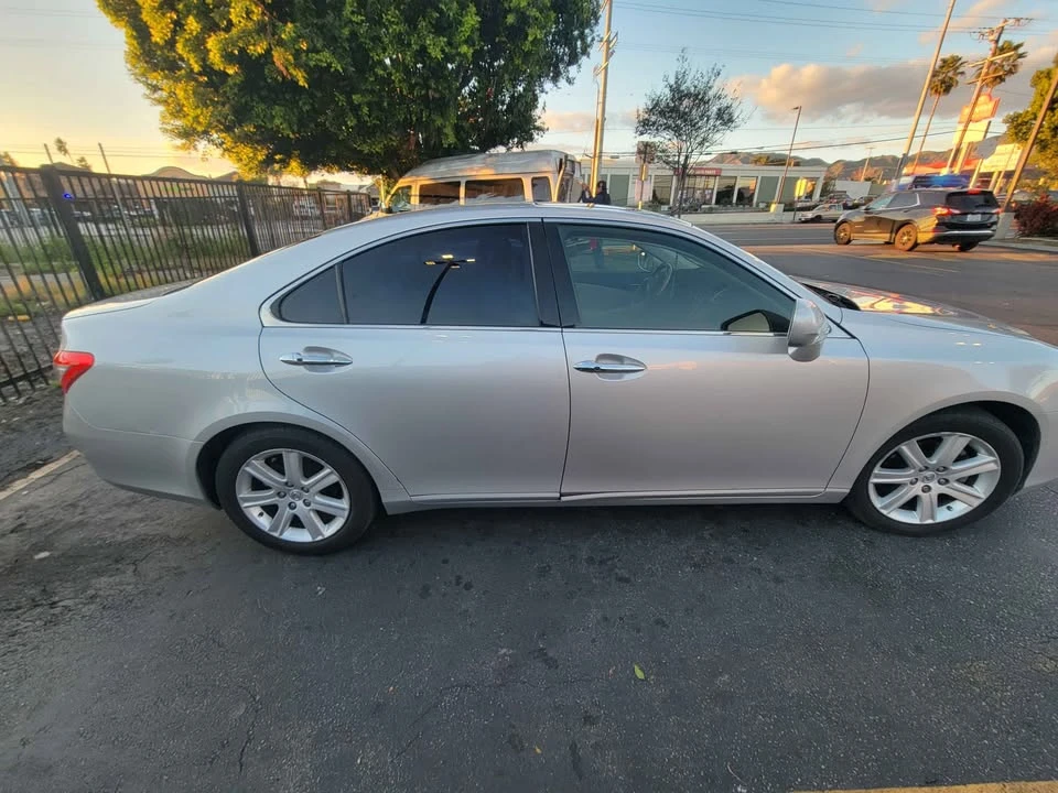 2007 Lexus ES 5th Gen - Image 5 of 14