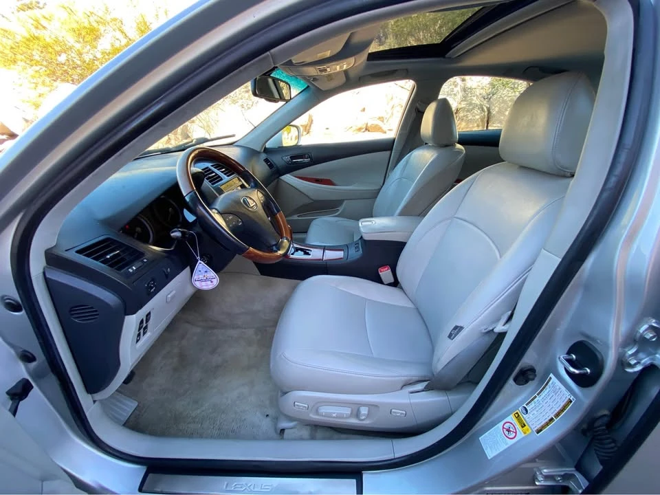 2007 Lexus ES 5th Gen - Image 11 of 20
