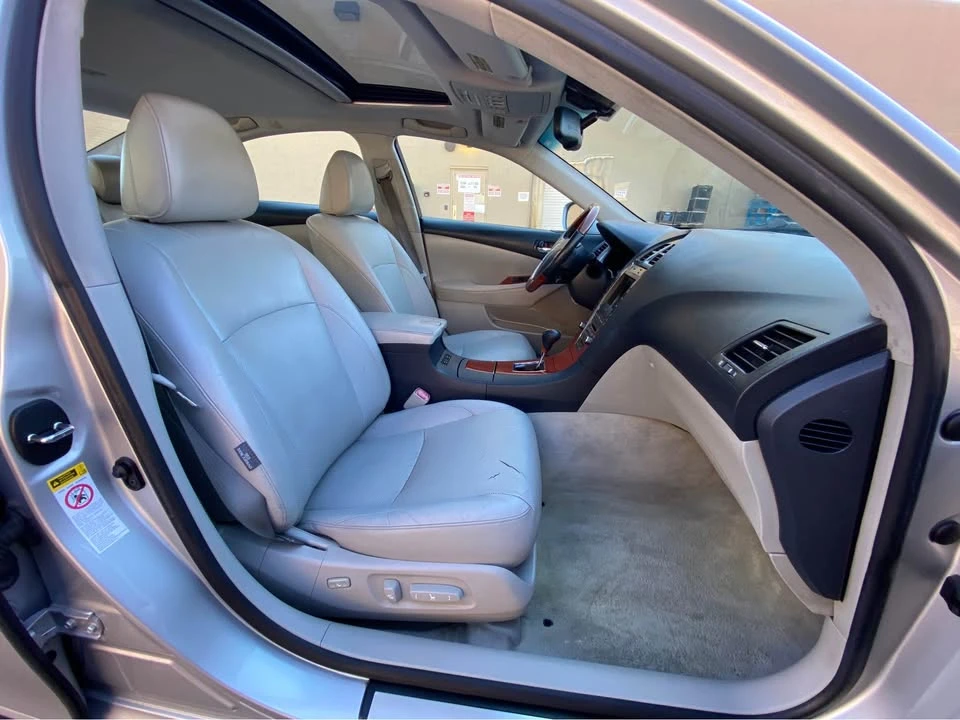 2007 Lexus ES 5th Gen - Image 13 of 20