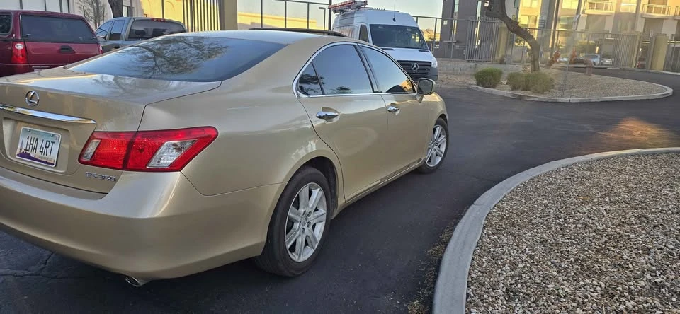 2007 Lexus ES 5th Gen - Image 4 of 10