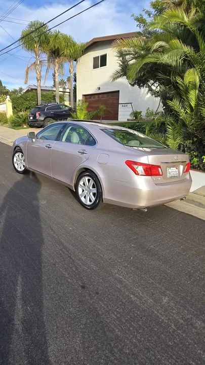 2007 Lexus ES 5th Gen - Image 2 of 16