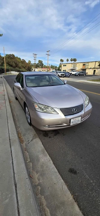 2007 Lexus ES 5th Gen - Image 14 of 16