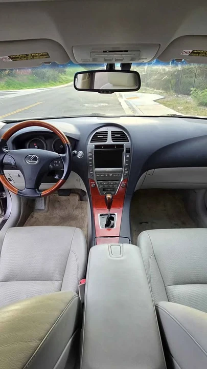 2007 Lexus ES 5th Gen - Image 3 of 16