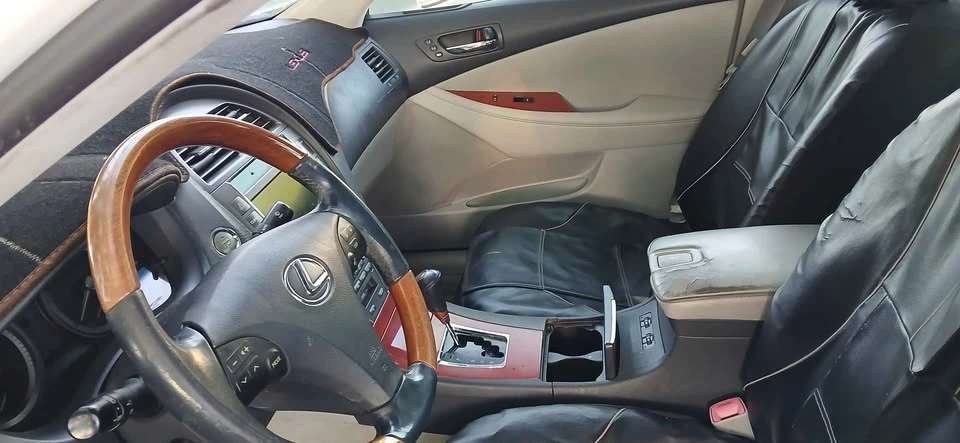 2007 Lexus ES 5th Gen - Image 5 of 9
