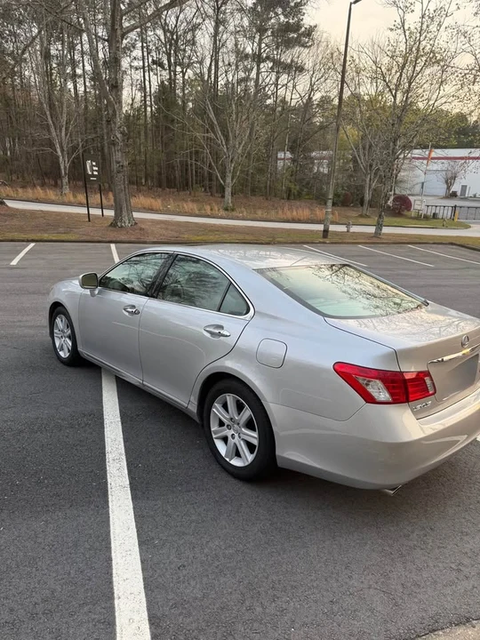 2007 Lexus ES 5th Gen - Image 5 of 16
