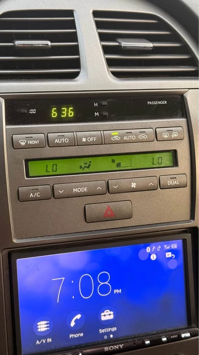 2007 Lexus ES 5th Gen - Image 13 of 16