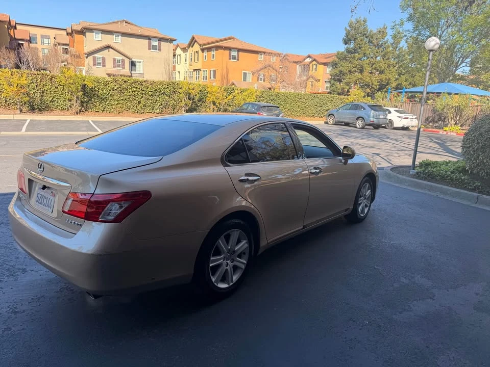 2007 Lexus ES 5th Gen - Image 3 of 11