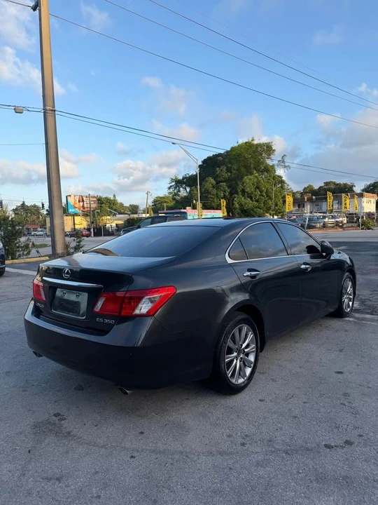 2007 Lexus ES 5th Gen - Image 3 of 7