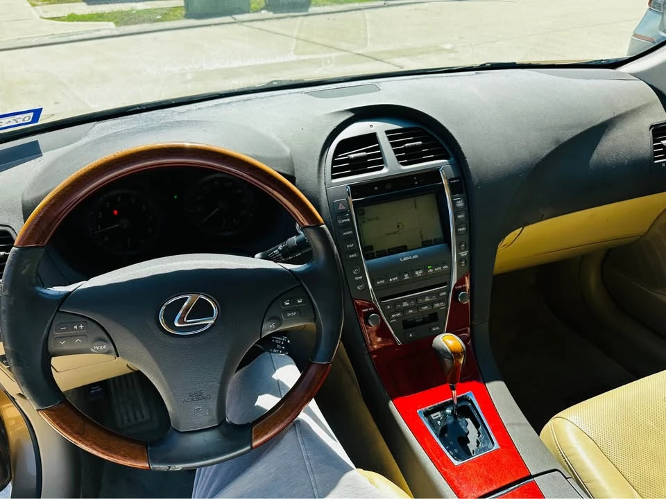2007 Lexus ES 5th Gen - Image 14 of 18