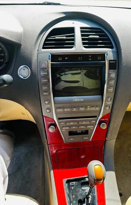 2007 Lexus ES 5th Gen - Image 13 of 18
