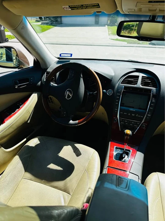 2007 Lexus ES 5th Gen - Image 11 of 18