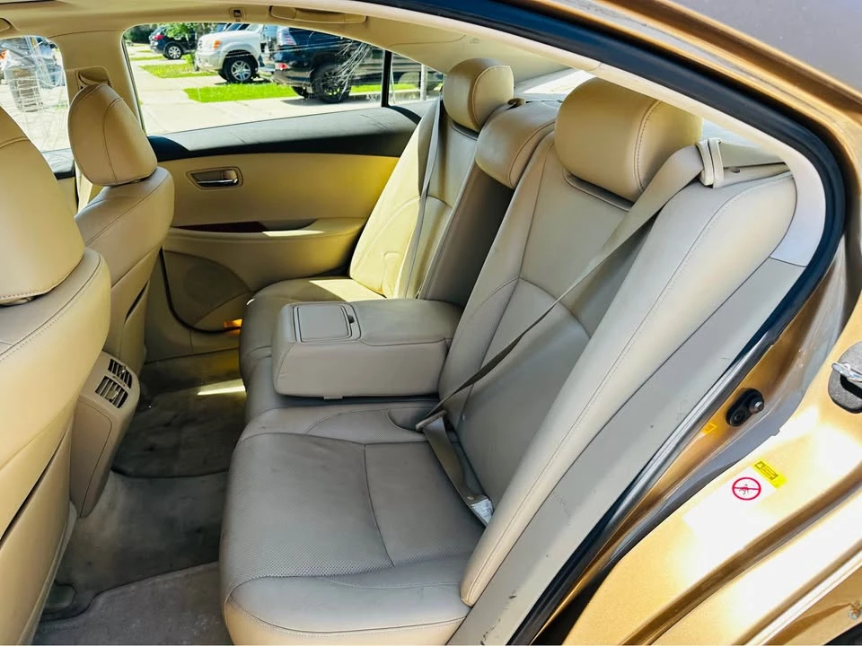 2007 Lexus ES 5th Gen - Image 17 of 18