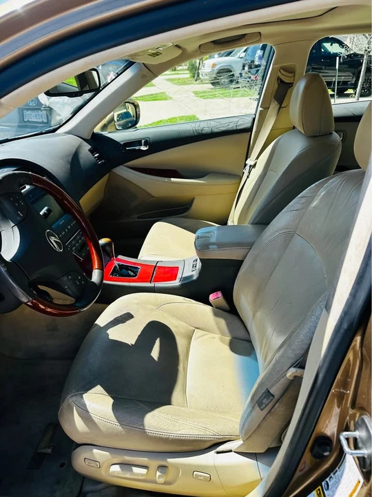 2007 Lexus ES 5th Gen - Image 15 of 18