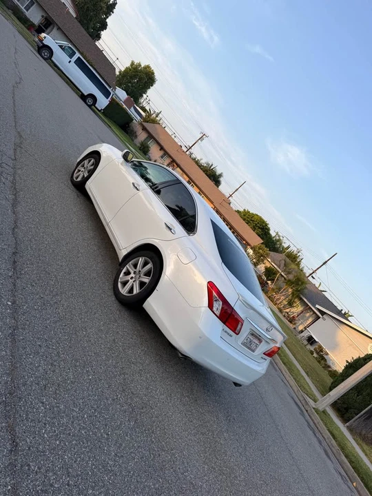 2007 Lexus ES 5th Gen - Image 5 of 10
