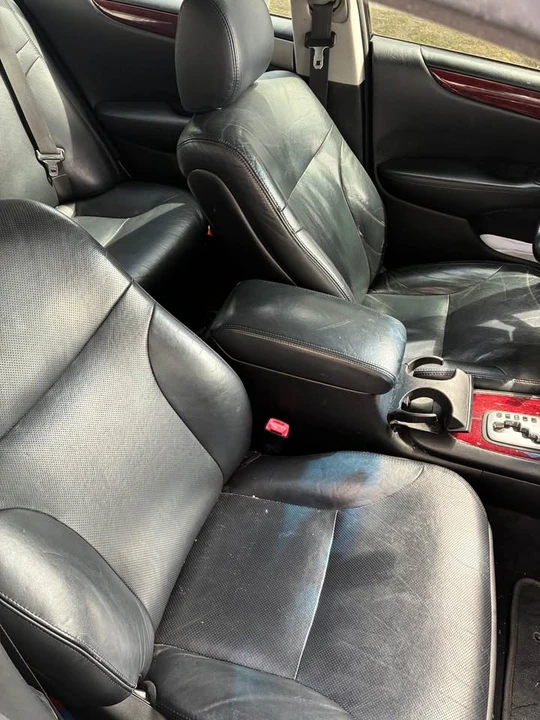 2007 Lexus ES 5th Gen - Image 2 of 2