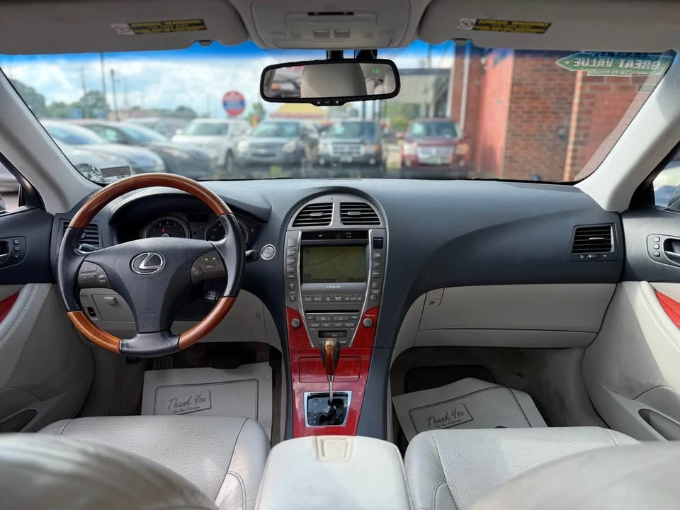 2007 Lexus ES 5th Gen - Image 11 of 20