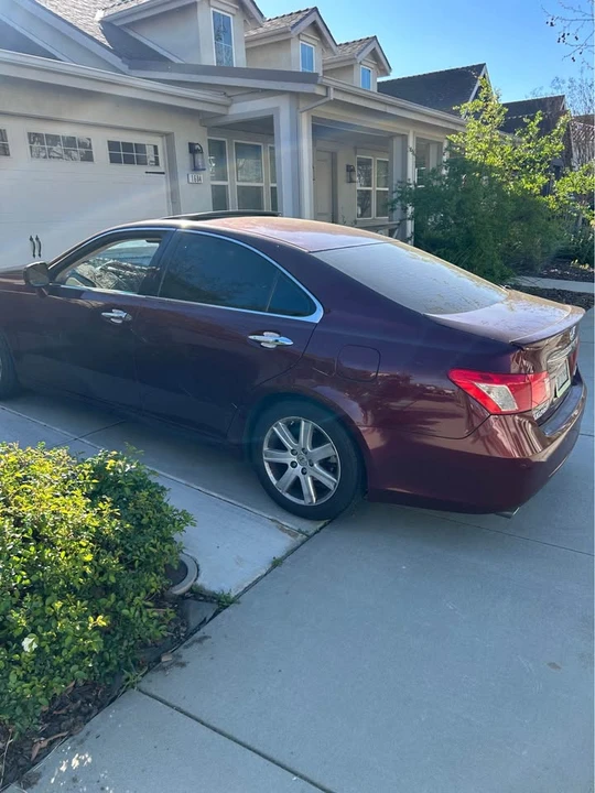 2007 Lexus ES 5th Gen - Image 3 of 4