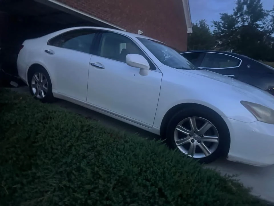 2007 Lexus ES 5th Gen - Image 5 of 6