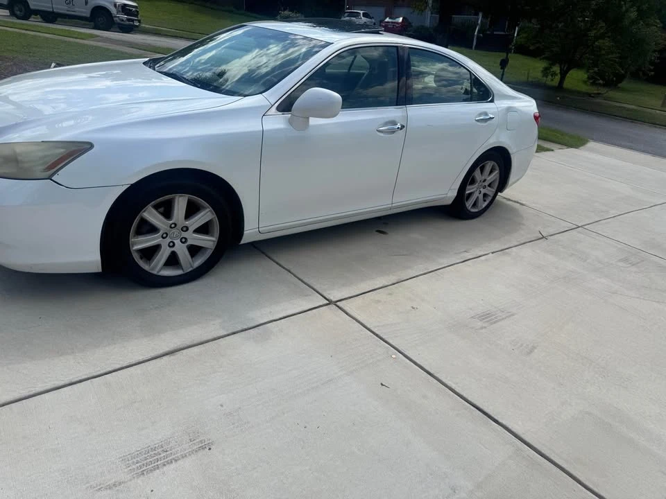 2007 Lexus ES 5th Gen - Image 4 of 6