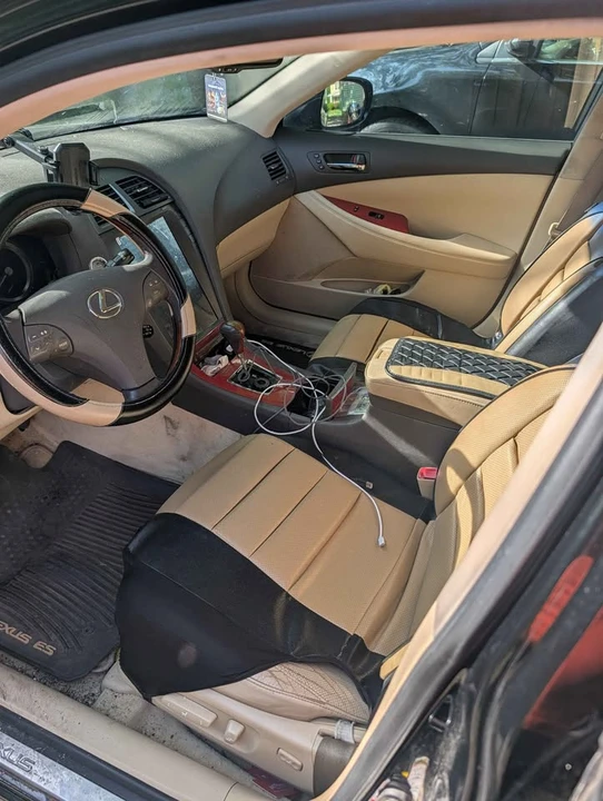 2007 Lexus ES 5th Gen - Image 10 of 16