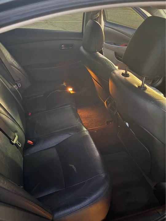 2007 Lexus ES 5th Gen - Image 9 of 11
