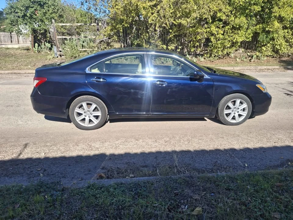 2007 Lexus ES 5th Gen - Image 4 of 7