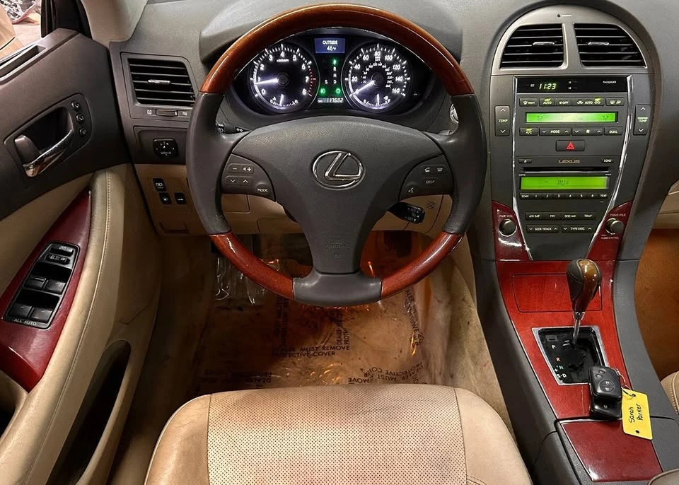 2007 Lexus ES 5th Gen - Image 11 of 20