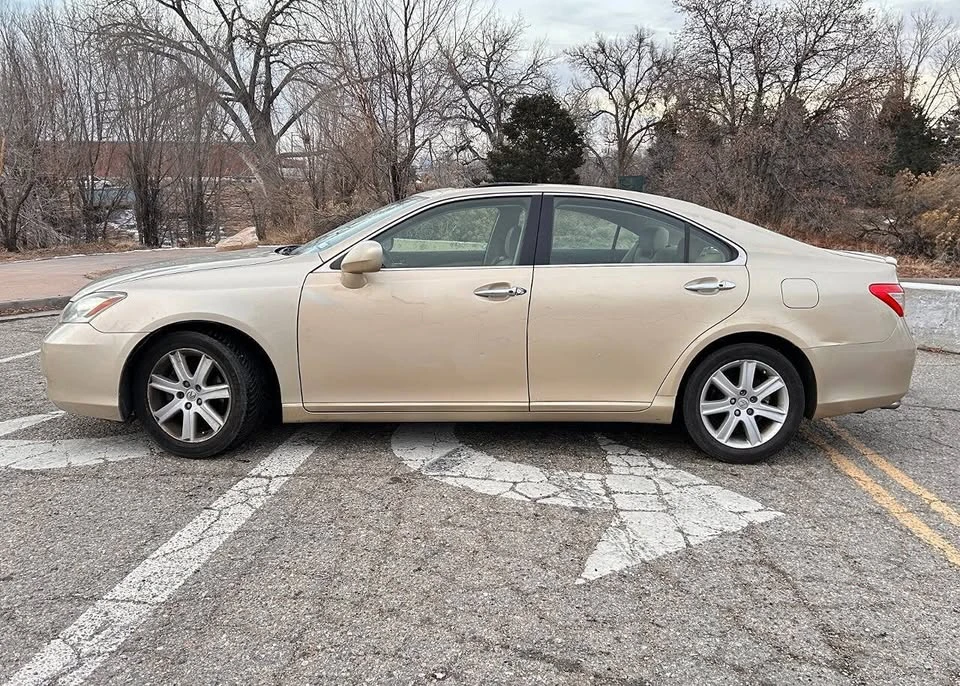 2007 Lexus ES 5th Gen - Image 8 of 20