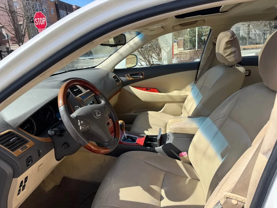 2007 Lexus ES 5th Gen - Image 13 of 16