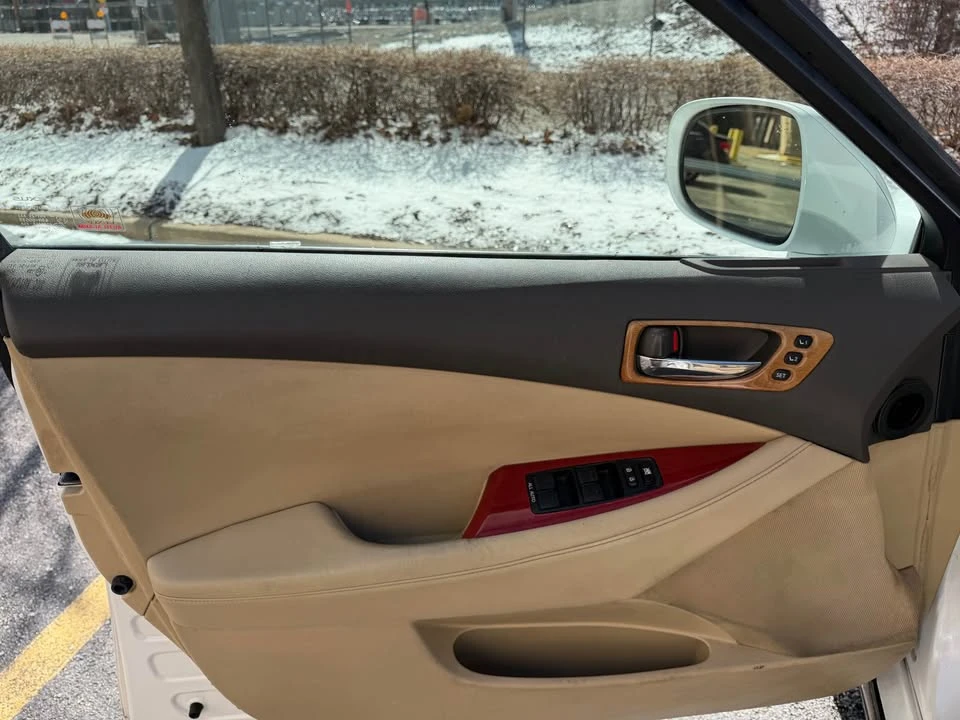 2007 Lexus ES 5th Gen - Image 12 of 16