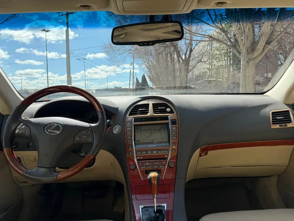 2007 Lexus ES 5th Gen - Image 10 of 16