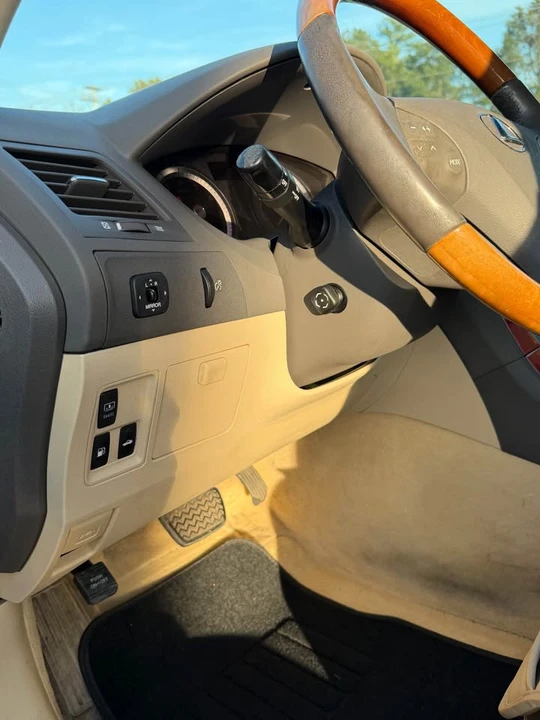 2007 Lexus ES 5th Gen - Image 18 of 18