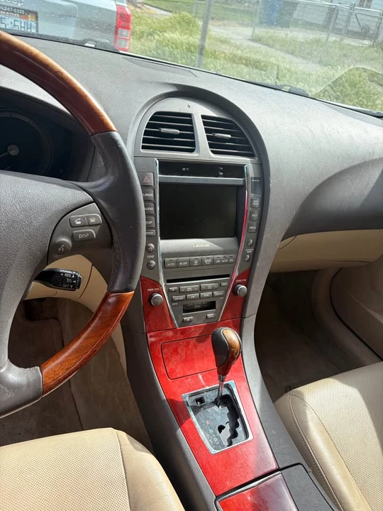 2007 Lexus ES 5th Gen - Image 6 of 7