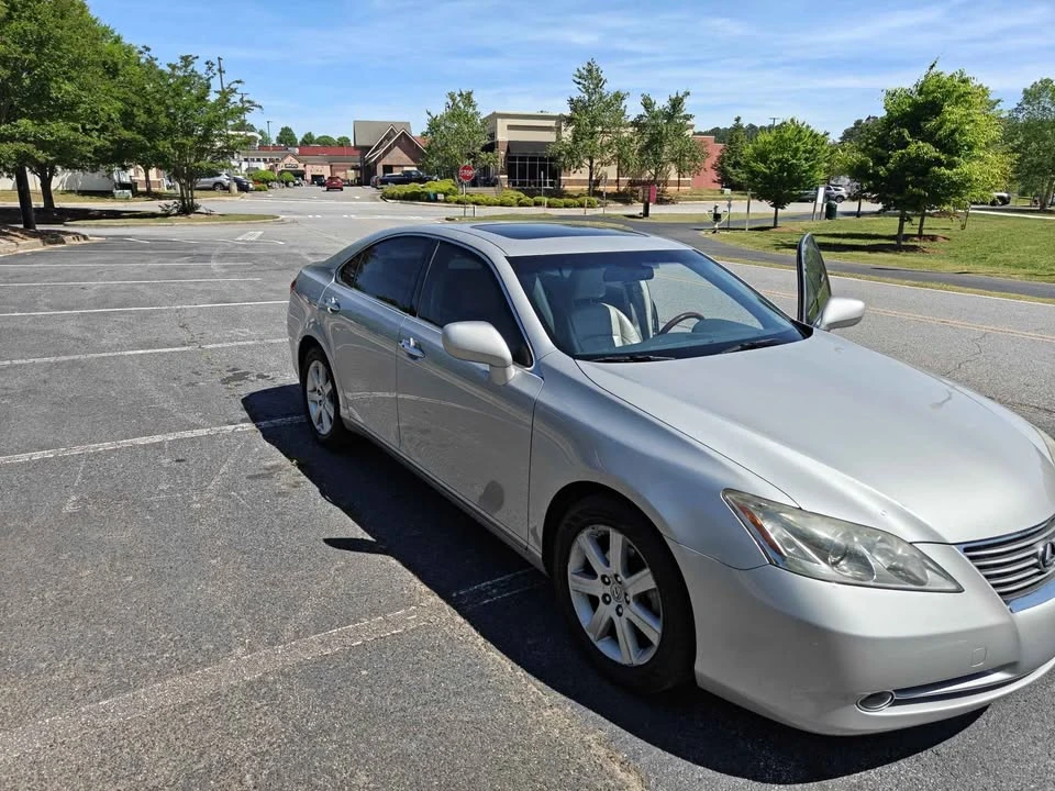 2007 Lexus ES 5th Gen - Image 5 of 9