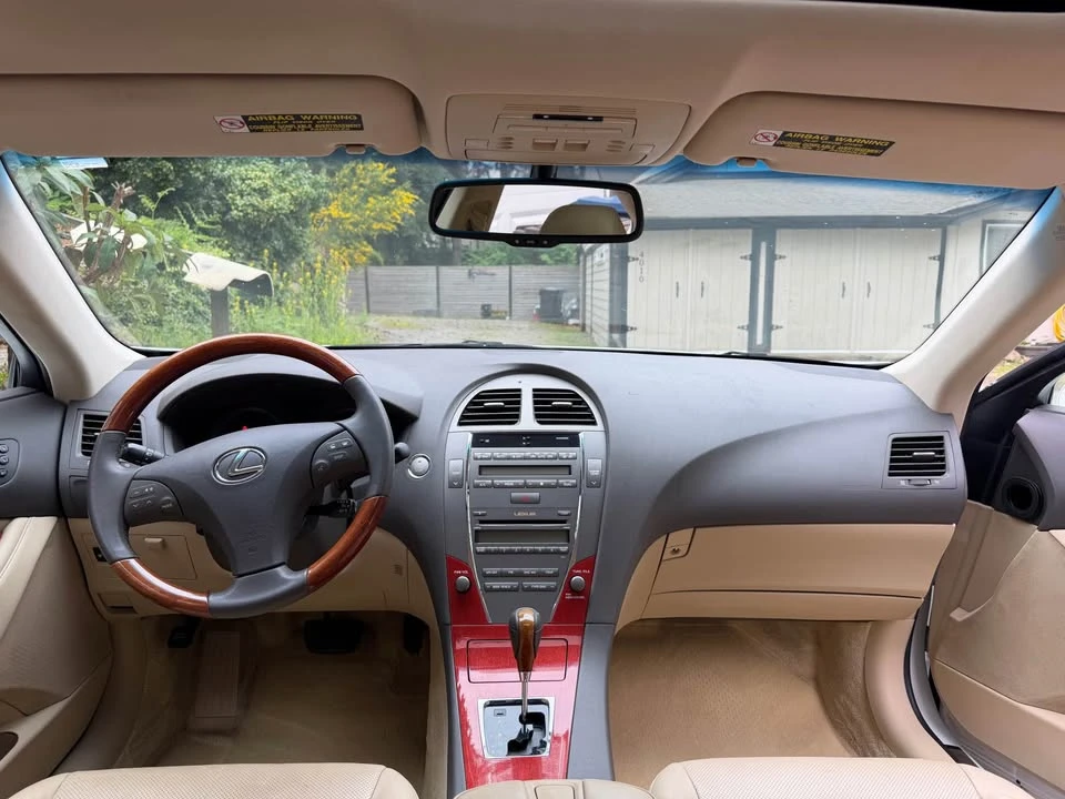 2007 Lexus ES 5th Gen - Image 9 of 20