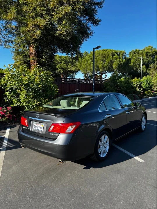 2007 Lexus ES 5th Gen - Image 3 of 12