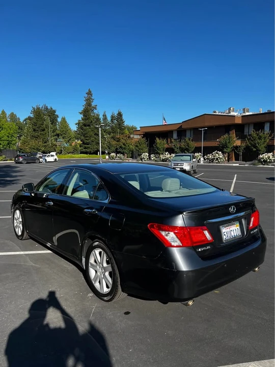 2007 Lexus ES 5th Gen - Image 6 of 12