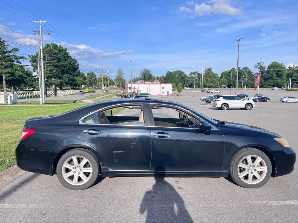 2007 Lexus ES 5th Gen - Image 3 of 4
