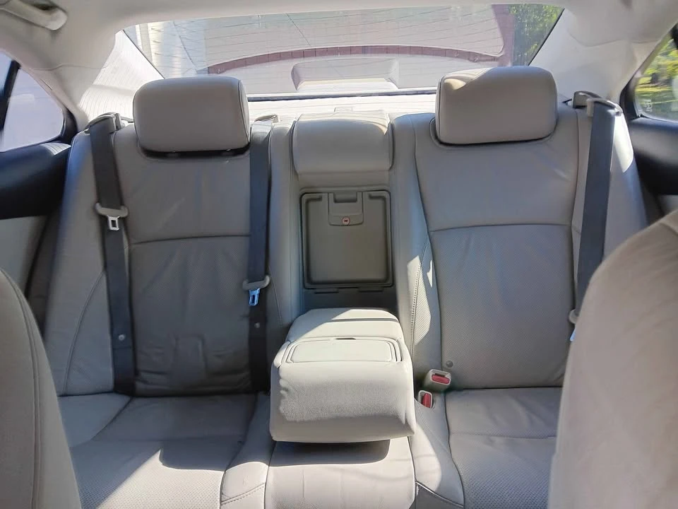 2007 Lexus ES 5th Gen - Image 5 of 8