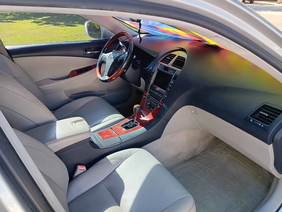 2007 Lexus ES 5th Gen - Image 6 of 8
