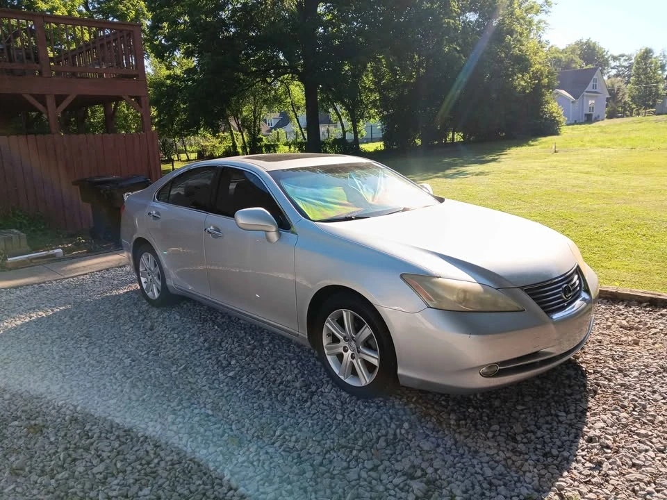 2007 Lexus ES 5th Gen - Image 3 of 8