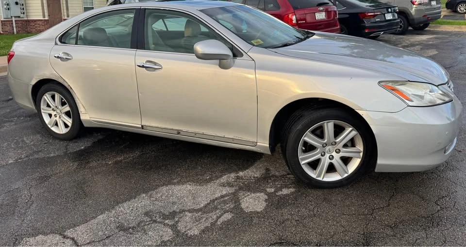 2007 Lexus ES 5th Gen - Image 2 of 14