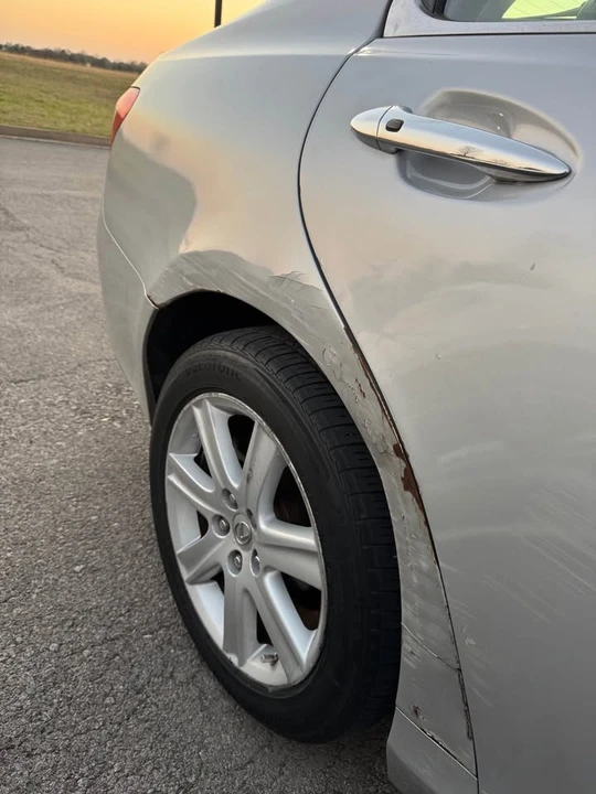 2007 Lexus ES 5th Gen - Image 10 of 14